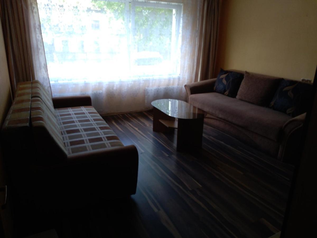 Brivibas 25 Apartamenti Вентспилс Екстериор снимка