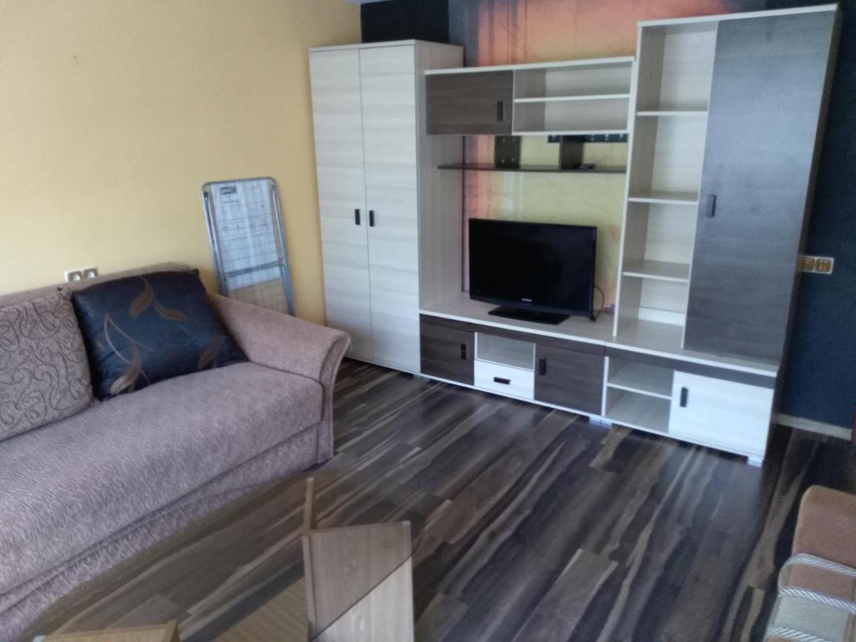 Brivibas 25 Apartamenti Вентспилс Екстериор снимка